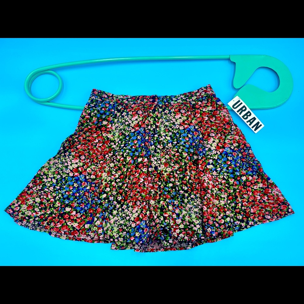 New Urban Outfitters fun bright floral mini skirt Sz S